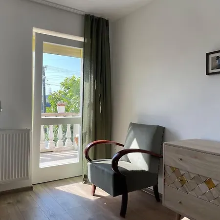 Lovely Flat With Large Terrace Heviz Exterior photo