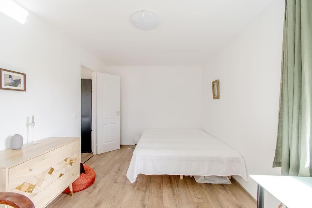 Lovely Flat With Large Terrace *