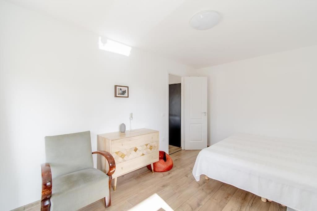 Apartament Lovely Flat With Large Terrace *