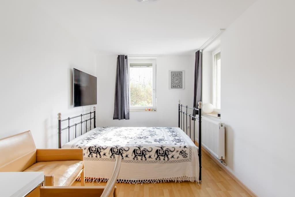 Lovely Flat With Large Terrace Apartament